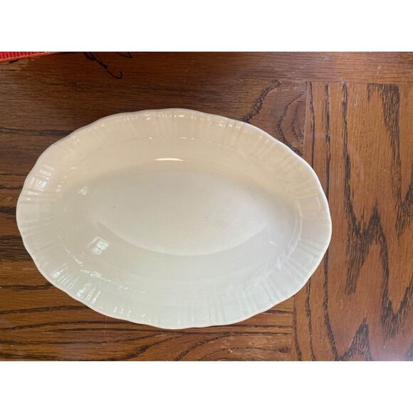 Cornet Oval Cream Bowl Scallop Edge  Homer Laughlin - Picture 1 of 6